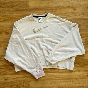 Nike Oversized Crewneck - size S